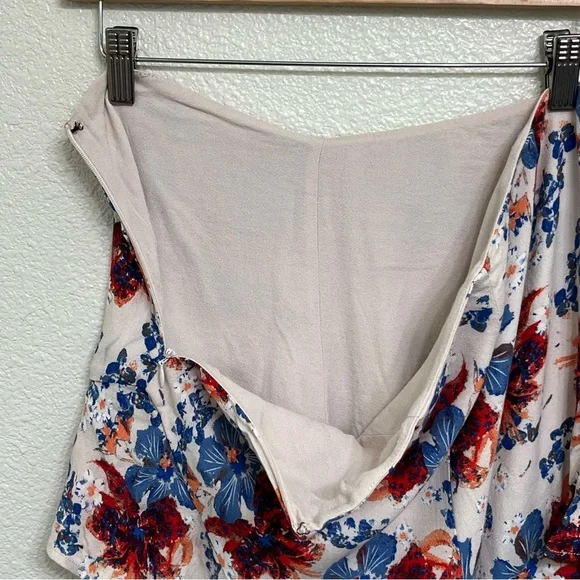 Free People Fiona High Waist Shorts Floral Blue Red Size 8 - Picture 6 of 10